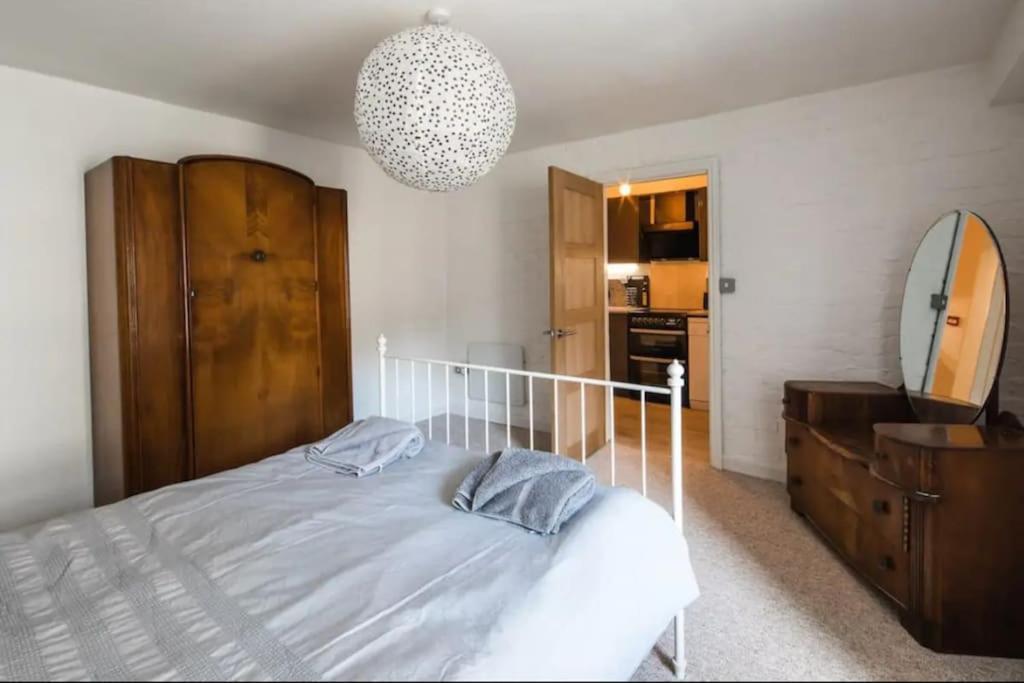 Spacious 2 Bedroom Apartment Near Seafront Penzance Exteriör bild