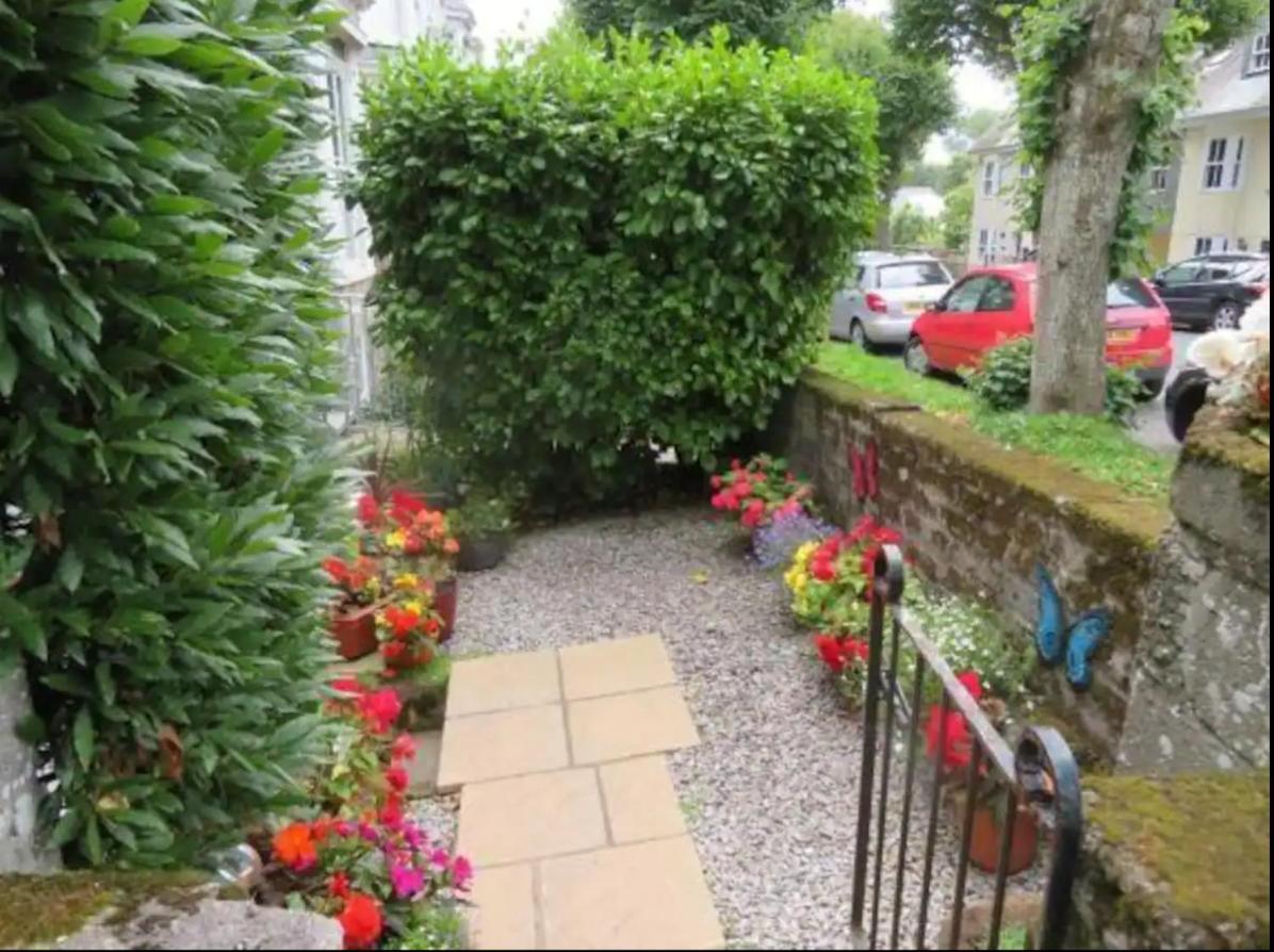 Spacious 2 Bedroom Apartment Near Seafront Penzance Exteriör bild