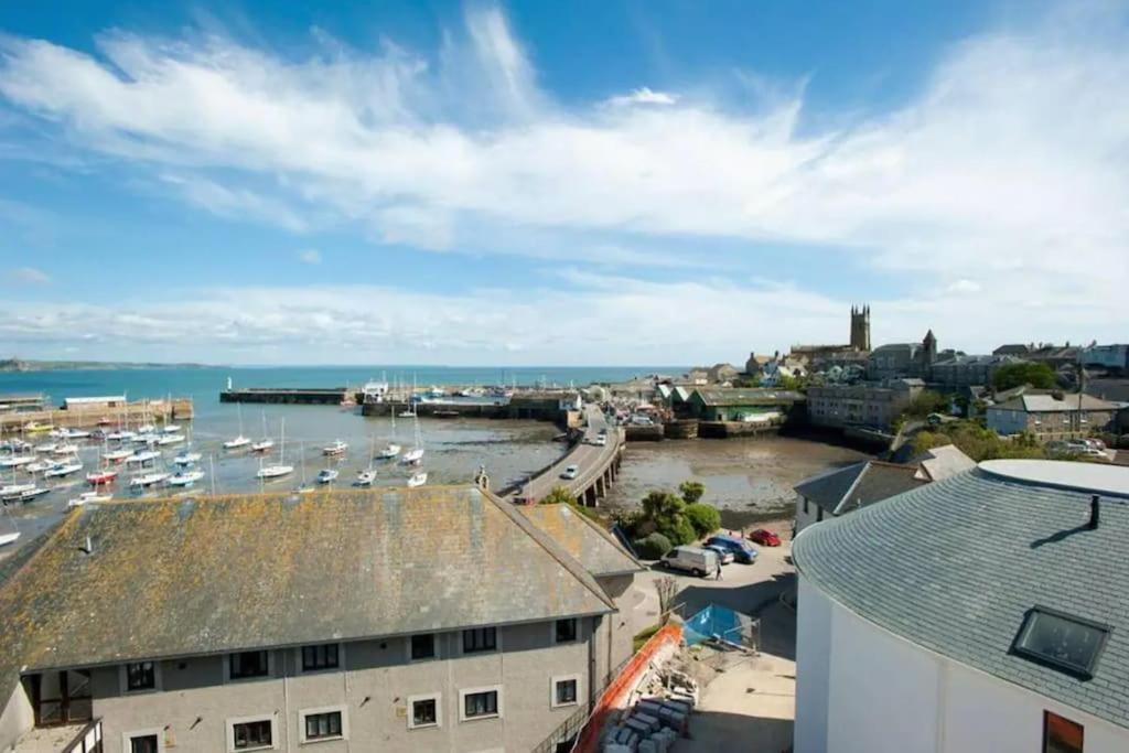 Spacious 2 Bedroom Apartment Near Seafront Penzance Exteriör bild