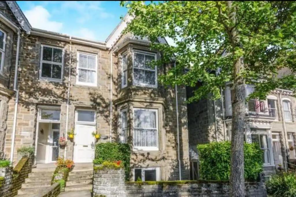 Spacious 2 Bedroom Apartment Near Seafront Penzance Exteriör bild